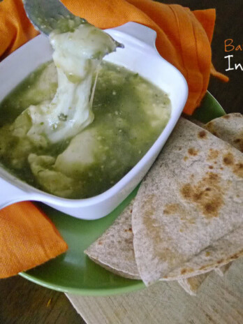 Queso Fundido in Salsa Verde