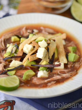 Slow-Cooker-Tortilla-Soup