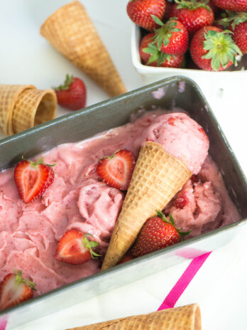 3 Ingredient Strawberry Nice Cream