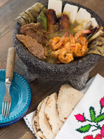 Molcajete Mixto