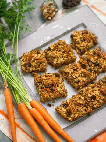 baked carrot oatmeal bars