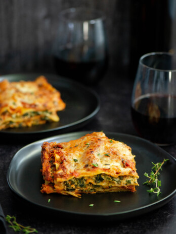 Spinach Lasagna with Red Mushroom Sauce