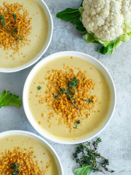 cauliflower soup with cheese crumbs