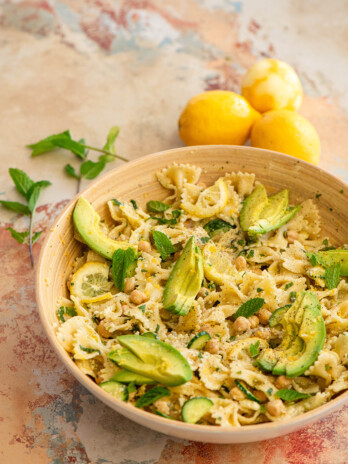 Minty Lemon Pasta with Chickpeas, Cucumber & Avocado