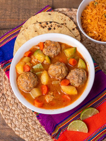 Sopa de Albondigas